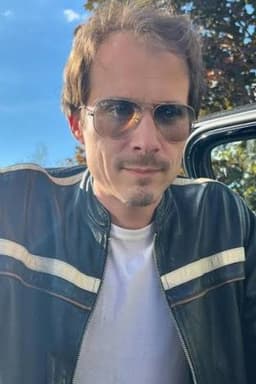 Photo of Charls Carroll