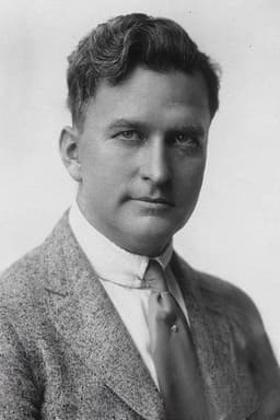 Photo of Lester Cuneo