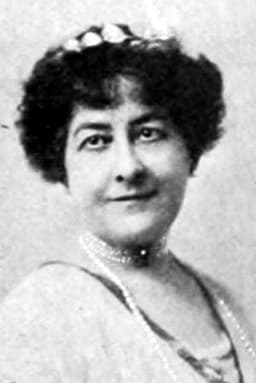 Photo of Helen Dunbar