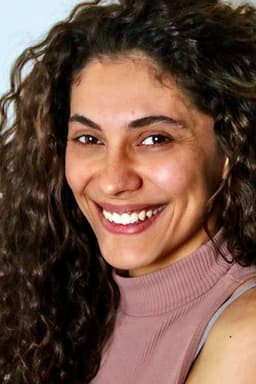 Photo of Sarah Afchain