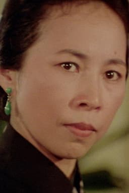 Photo of Linda Lin Ying