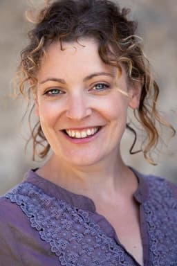 Photo of Stacy Hart