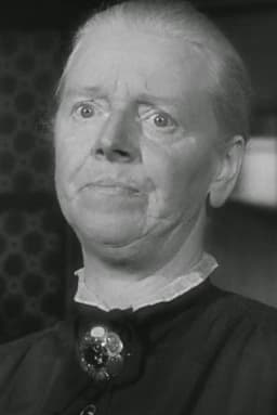 Photo of Jean Cadell
