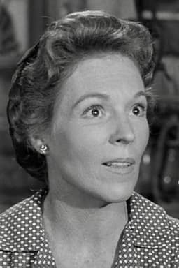 Photo of Claudia Bryar