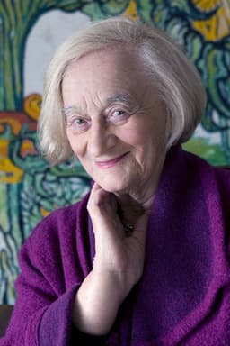 Photo of Liz Smith