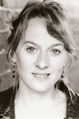 Photo of Niamh Cusack