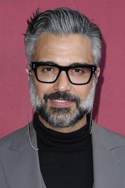 Photo of Jaime Camil