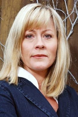 Photo of Nina Gunke