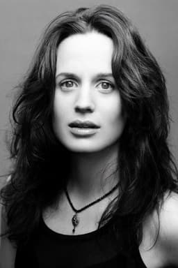 Photo of Elizabeth Reaser