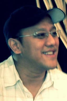 Photo of Harry Dagoe Suharyadi