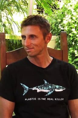Photo of Juan Oliphant