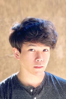 Photo of Aleks Le