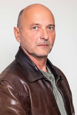 Photo of Dario Varga
