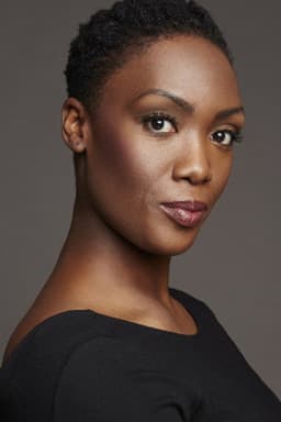 Photo of Carolyn Michelle