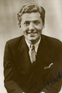 Photo of Tonio Selwart
