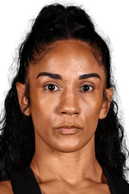 Photo of Amanda Serrano