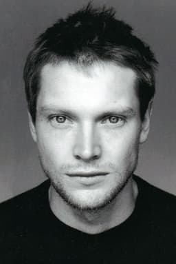 Photo of Simon Woods
