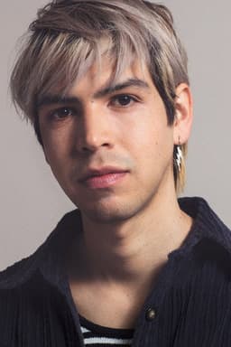 Photo of Julio Torres