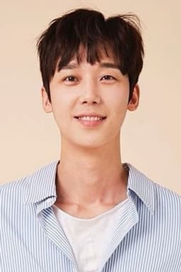 Photo of Yoon Jong-hoon