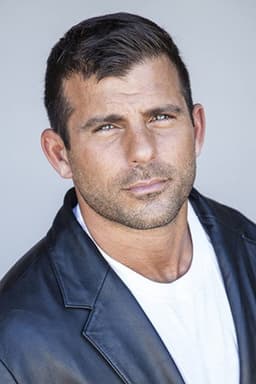 Photo of Matthew Kaye