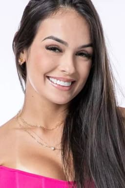 Photo of Larissa Santos