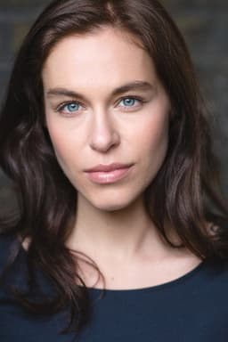 Photo of Kirsty Averton
