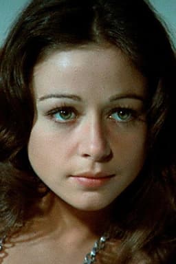 Photo of Emma Cohen