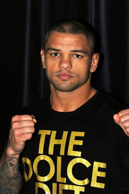 Photo of Thiago Alves