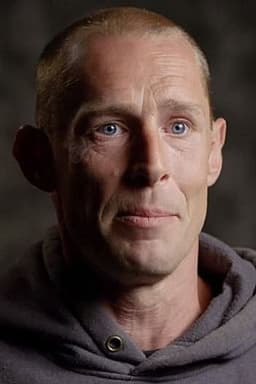Photo of Kris Kelly
