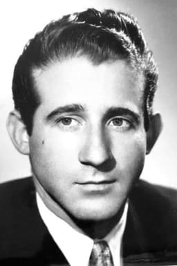Photo of Alonso Castaño