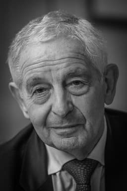 Photo of Ivan Levaï