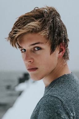 Photo of Alex Lange