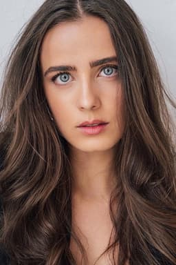Photo of Julia Tomasone