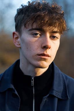 Photo of Stephen McMillan