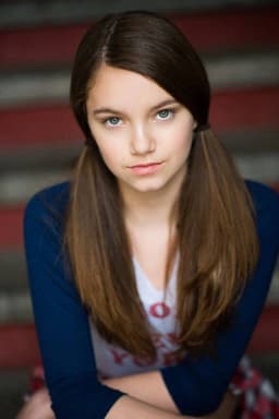 Photo of Mia Komsky