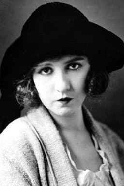 Photo of Dorothy Gish