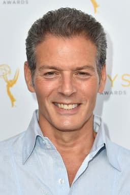Photo of Kevin Spirtas