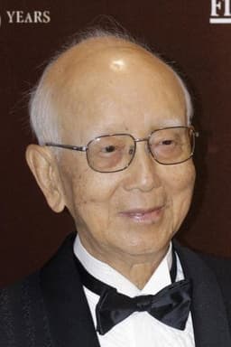 Photo of Raymond Chow