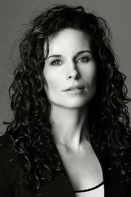 Photo of Holly Dignard