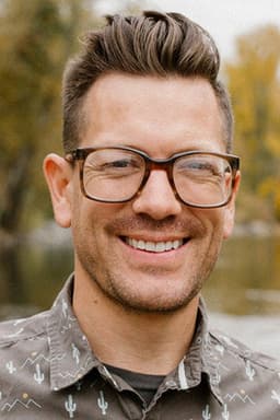Photo of Luke Caldwell