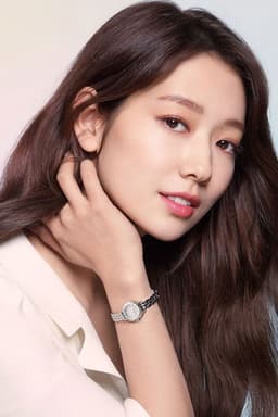 Photo of Park Shin-hye