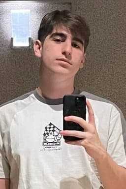 Photo of Nicholas Vecina