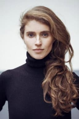 Photo of Delphine Lanniel