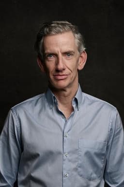 Photo of Bernd Moss