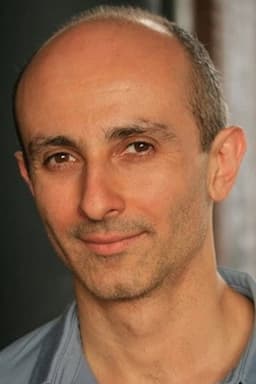 Photo of Stephen DeRosa