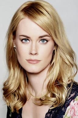 Photo of Abigail Hawk
