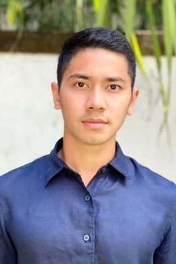Photo of Emir Mahira