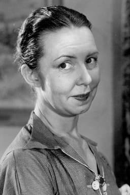 Photo of Gertrude Sutton
