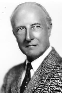 Photo of Arnold Lucy