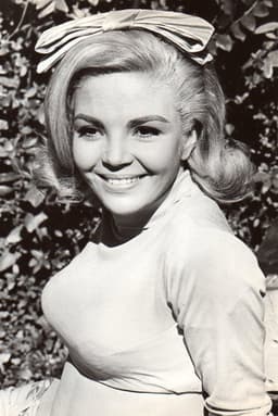 Photo of Suzie Kaye